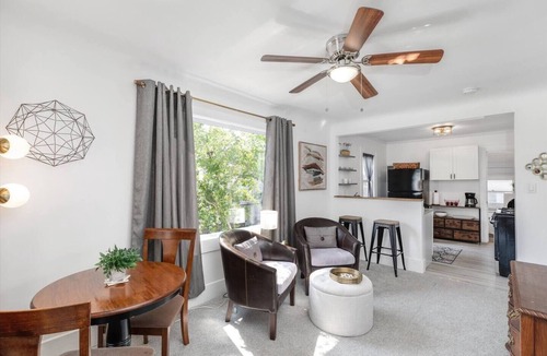Hazel Park House | Hazel Park Comfy Cottage
