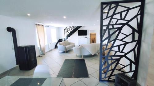 Sury House | Heidi