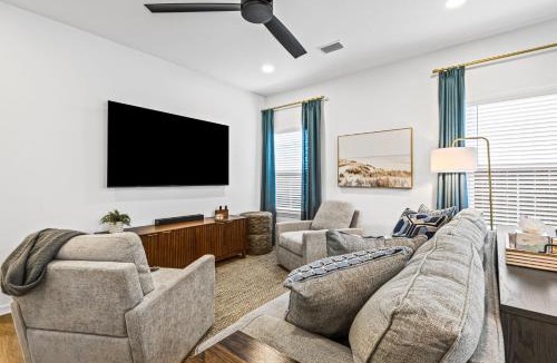 East Pensacola Heights House | Heights House Upscale Retreat Close to Dwntwn & Beach