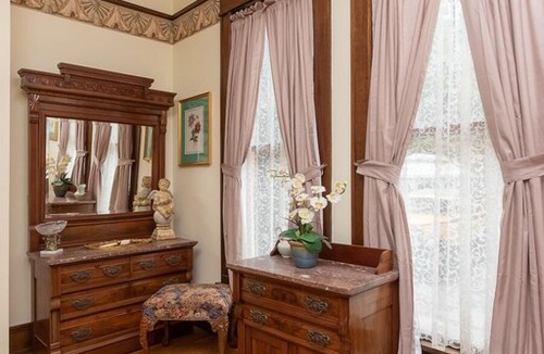 Micanopy Bed & Breakfast | Herlong Mansion Bed and Breakfast Inn - Azalea Suite