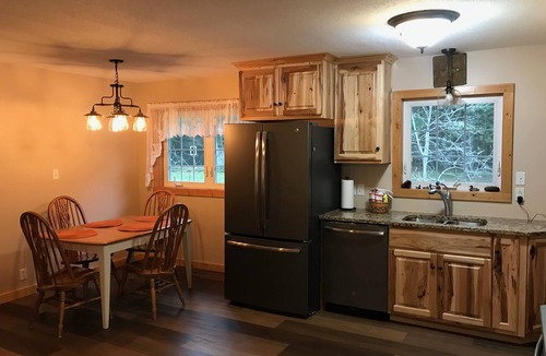 Wetmore House | Hiawatha’s Hideaway Northwoods Cabin Near Pictured Rocks & Area Lakes