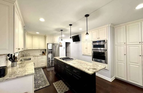West Newton House | Hill Valley Hideaway Retreat