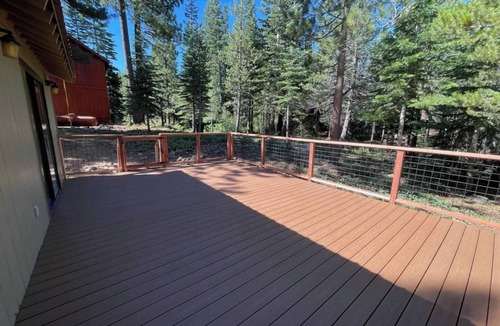 Truckee Cabin | Hillside Hideaway - Close to downtown Truckee