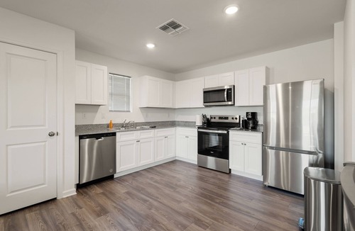 Pomerene House | Hilltop Haven 3BD/2BTH in Beautiful Benson, AZ Pets OK