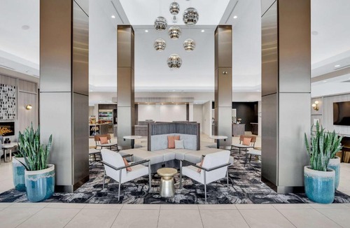 Brampton Hotel | Hilton Garden Inn Toronto/Brampton
