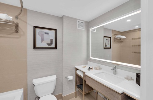 Brampton Hotel | Hilton Garden Inn Toronto/Brampton