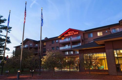 Lake Delton Hotel | Hilton Garden Inn Wisconsin Dells
