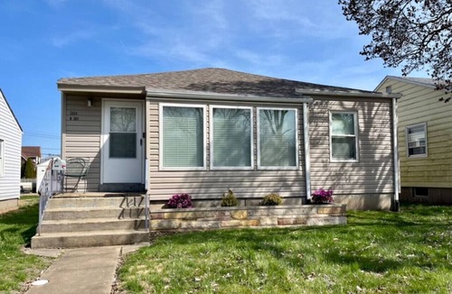 St. Charles House | Historic 2-Bed Gem in St. Charles French Town