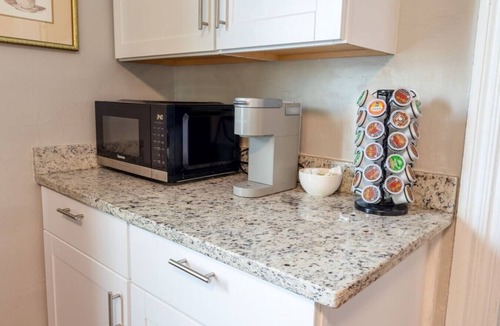 Danville House | Historic Charm + Modern Comfort | .8mile to Casino