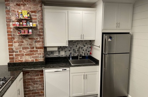 Logan House | Historic District 3 bed w/adorable yard, close to Downtown and USU