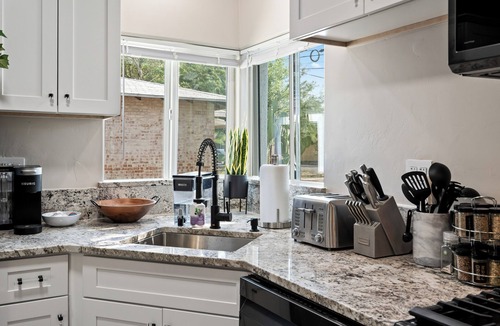 Sam Hughes House | Historic Tucson 4BR/2BA in Sam Hughes