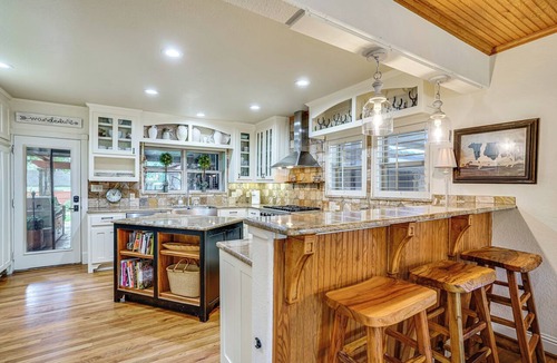 Weatherford House | Historic Weatherford Estate w/Backyard Oasis