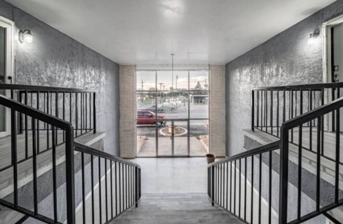 Lubbock Apartment | Hoff Gardens 12 - 2BR 2BA - Downtown Lubbock