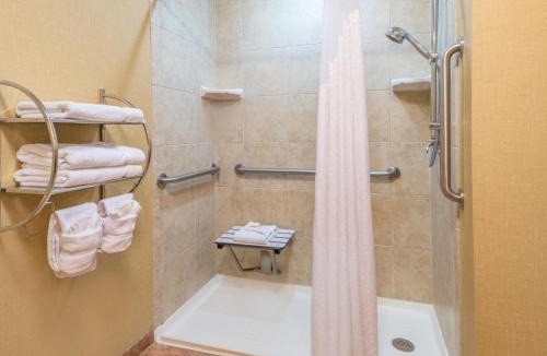 Casper Hotel | Holiday Inn Casper East-Medical Center by IHG