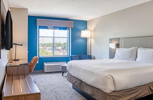 St. Augustine Hotel | Holiday Inn Express and Suites Saint Augustine North by IHG