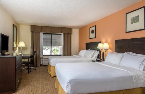 Lafayette Hotel | Holiday Inn Express and Suites Lafayette East by IHG