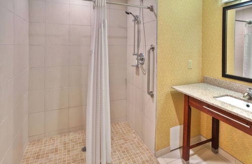 Frankenmuth Hotel | Holiday Inn Express Hotel & Suites Frankenmuth by IHG