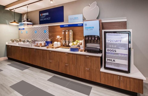 Webster Hotel | Holiday Inn Express Houston Space Center-Clear Lake by IHG