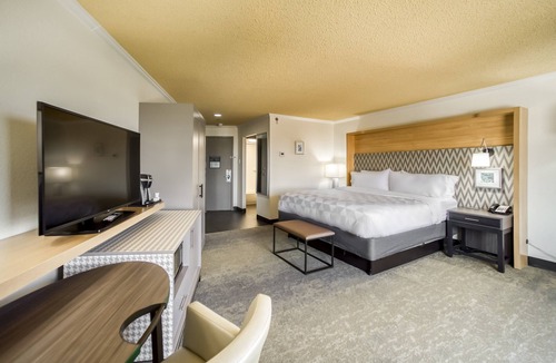 Central Business District Hotel | Holiday Inn Mobile-Dwtn/Hist. District by IHG