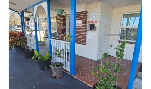 Ocala Hotel | Holiday Motel Ocala Downtown I-75