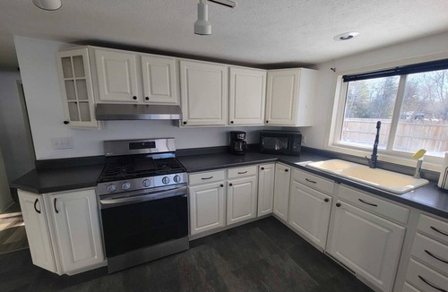 Au Train House | Home 3 blocks from Lake Superior, near Pictured Rocks and trail access