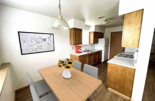 Ottawa Apartment | Home Away From Home