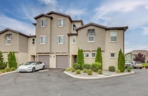 Northwest Reno House | Home Base w/Easy 1-80 Access: 4 Mi to Dtwn Reno!