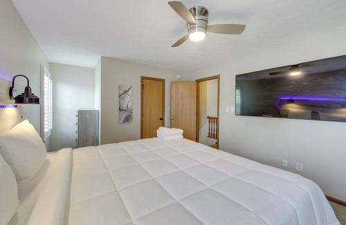 Avon House | Home w/ Backyard ~ 12 Mi to Downtown Indianapolis!