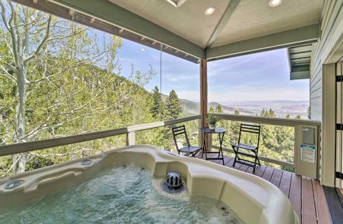 Reno House | Hot Tub, Pool Table: Luxe Reno Chalet w/Mtn View!