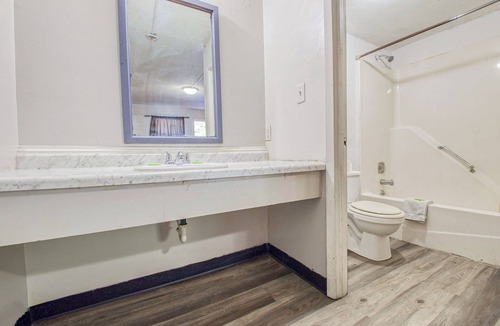 Springfield Hotel | Hotel O Best Rest Inn Springfield US 36