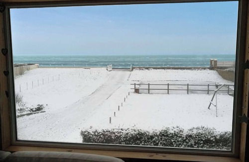 Vierville-sur-Mer Villa | House facing the sea - Omaha Beach - EXCEPTIONAL AND ONLY!