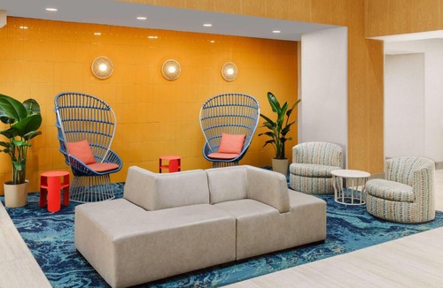Florida Center Hotel | Hyatt Place across from Universal Orlando Resort