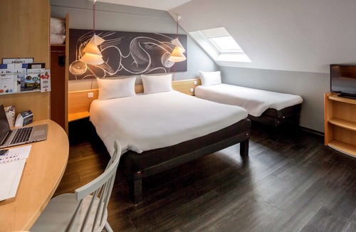 La Glacerie Hotel | ibis Cherbourg La Glacerie