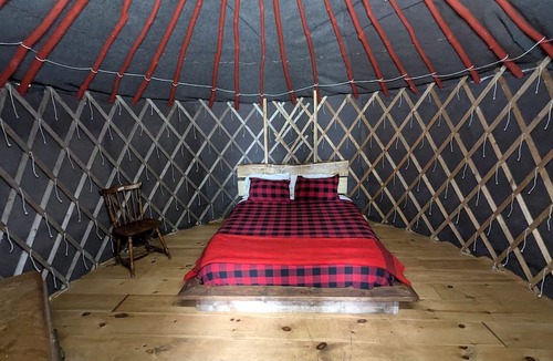 Powassan Cabin | Impressive Yurt with Wood-Burning Stove Ideal for Camping near North Bay
