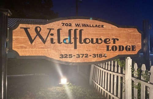 San Saba House | Indian Blanket Suite @ Wildflower Lodge