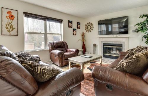 Wayne House | Indianapolis Rental Home w/Gym: Near Speedway!