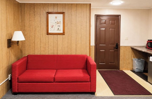 Ironwood Hotel | Indianhead Ironwood Motel