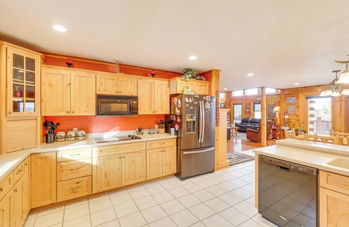 Hermosa House | Indoor Pool & Games: 'Box Canyon Lodge' in Hermosa