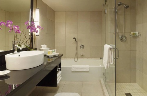 Union Square Hotel | Indulge in On-Site Dining, Sleek Rooms in SF City Centre | 4 Units