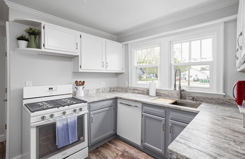 Speedway House | Indy Speedway Retreat: King Beds & Near Downtown