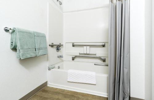 Barker Hotel | InTown Suites Extended Stay Houston TX - West