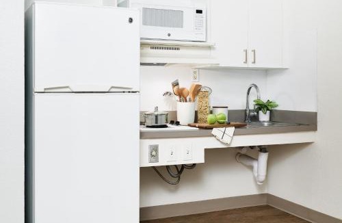 Mobile Hotel | InTown Suites Extended Stay Mobile- South Beltine