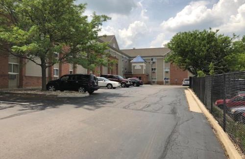 Groesbeck Hotel | InTown Suites Extended Stay Cincinnati OH - Colerain