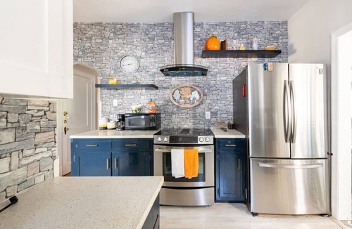 Danville House | Inviting 3BR/2.5BA Home | 1 Miles from Casino