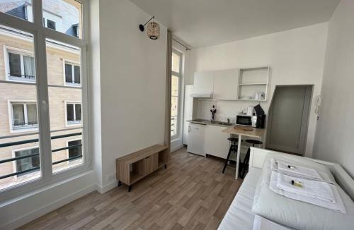 Centre Ancien Apartment | Iris YourHostHelper