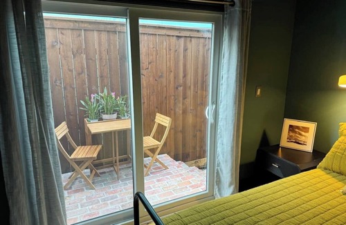 Bayou St. John House | Jazzfest Rental: Brand new 2 bed/2 bath home in Bayou St. John