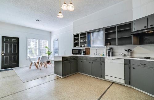 Freetown - Port Rico House | Jefferson Cottage Walk to Downtown & UL Lafayette
