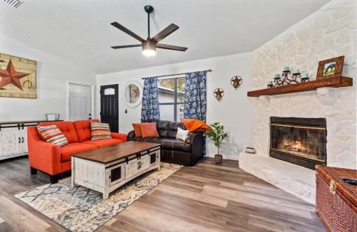 St. Augustine House | Jump Right IN Pool Pets Outdoors