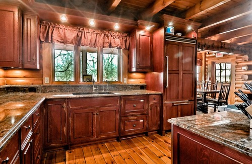 Holcomb House | Kilbuck Creek ~ Indoor Pool & Jacuzzi ~ Sleeps 40