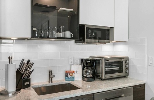 Merritt Island Condo | King Bed Studio at Waterfront Resort